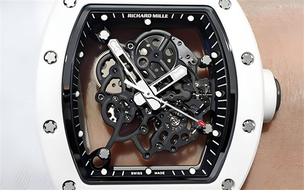 理查德米勒手表脏了处理办法推荐(图) 理查德米勒手表脏了处理办法推荐(图)